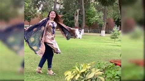 Pashto Singer Gull Panra Dance Video Viral Gul Panra Mast Dance Youtube