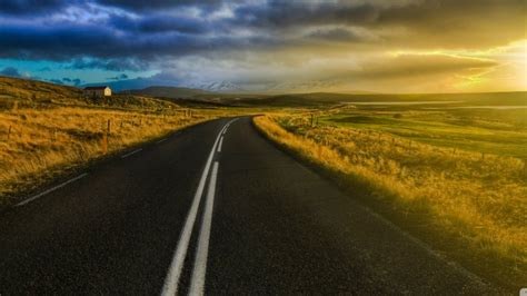 Free Download The Open Road In Iceland Hd Desktop Wallpaper Mobile Dual