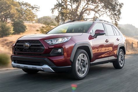 2019 Toyota Rav4 Vs 2019 Ford Escape Which Is Better Autotrader