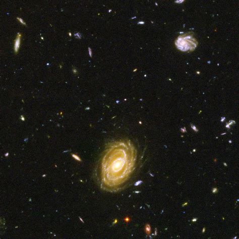 Esa Hubbles Acs Close Up View Of Hubble Ultra Deep Field