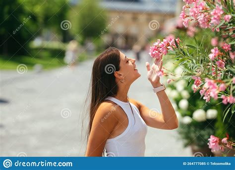Outdoor Portrait Of Young Beautiful Lady Posing Near Flowering Tree Stock Image Image Of