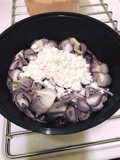 Tak boleh simpan lama kacang goreng, sekejap dah habis. Mudahnya Buat Bawang Goreng Rangup, Masak Sendiri Je ...