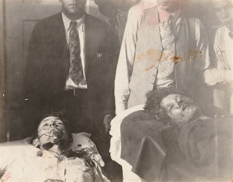 These Rare Photos Of Bonnie And Clyde Reveal The Dark Reality Of