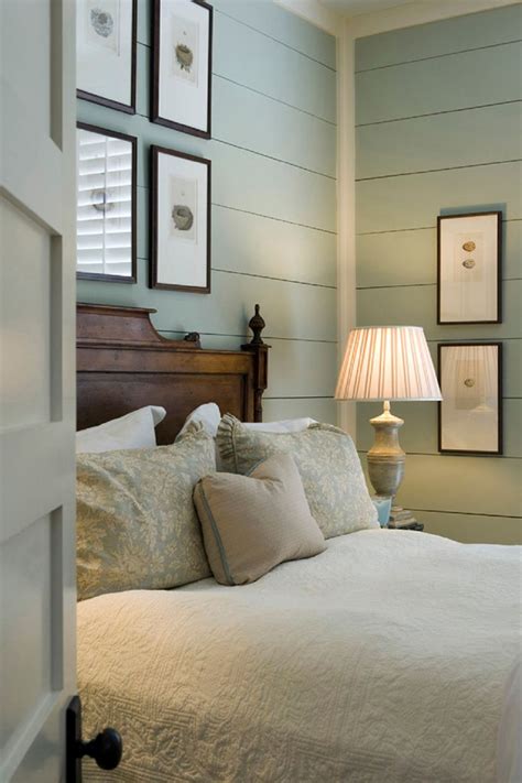 This photo below was one of my inspirations for my own bedroom. Farmhouse Style Bedroom Ideas