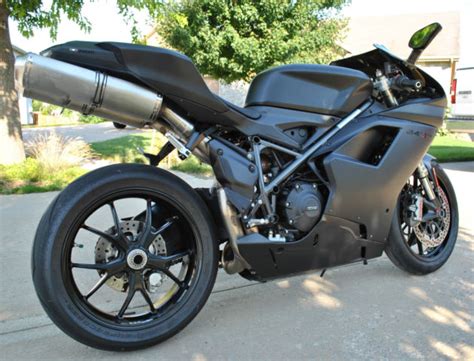 The ducati 848 evo dark model is a sport bike manufactured by ducati. 2013 Ducati 848 Evo Stealth