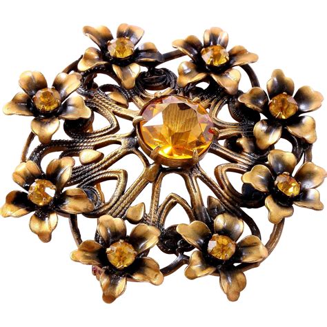 A Wonderful Joseff Of Hollywood Vintage Floral Pin It Features A Large