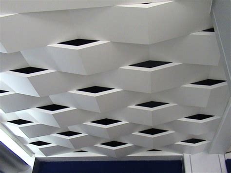 Define and accentuate spaces with durable, unique 3d look. Plafond design décoratif | Plafond design, Décoration ...