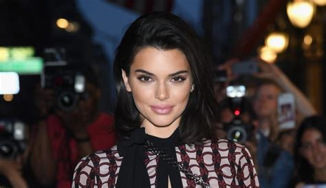 Kendall Jenner Ha Compartido Un Video Que Tiene Un Mensaje Que Podr A Perturbarte Pantalla