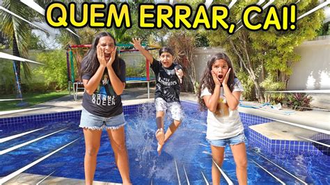 Quem Errar Cai Na Piscina Juliana Baltar Youtube