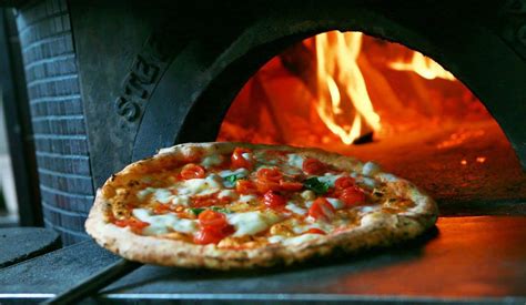 The Best Pizza Places In Barcelona Eating Out In Barcelona