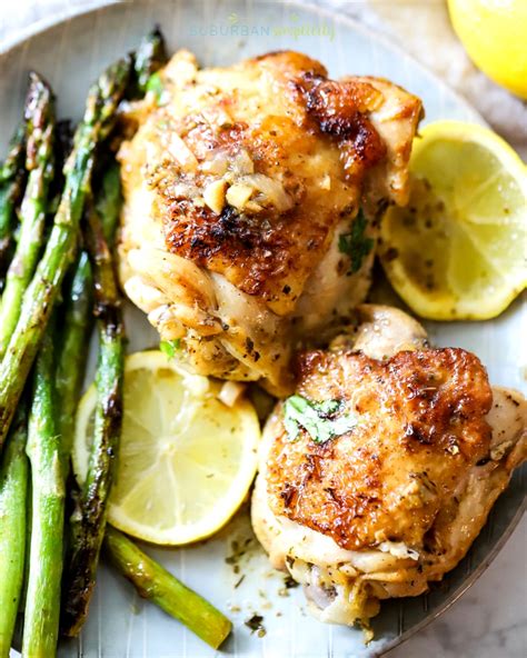 Stir to coat the chicken in the oil. Instant Pot Lemon Chicken That's Amazing! - Suburban ...