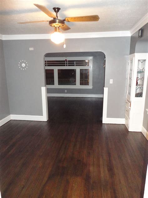 What Color Wall Paint Goes With Dark Wood Floors