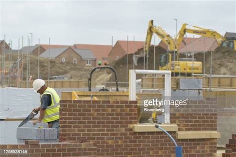 New Build House Uk Photos And Premium High Res Pictures Getty Images