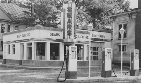 Pin De Aaron Storm En History Gas Stations