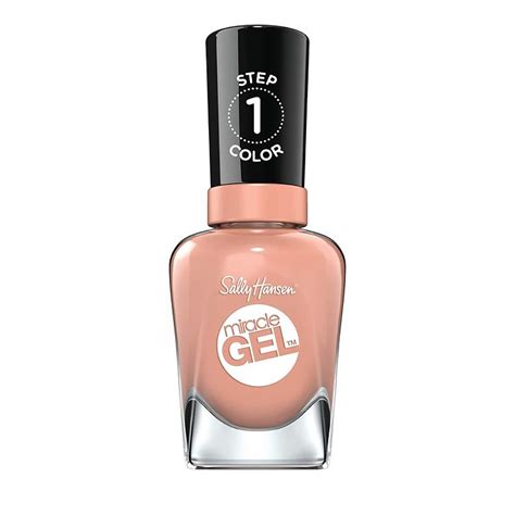 The 9 Best Long Lasting Nail Polishes Of 2023