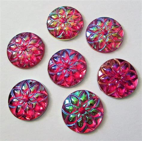 20 Round Sew On Flower Gems 1 Inch Etsy Pearl Design Etsy Gems