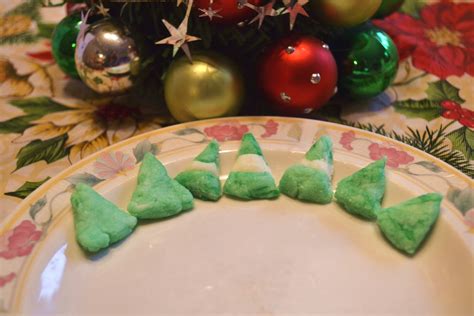 Simple Savory And Satisfying Christmas Candy Corn Peppermint And Cinnamon