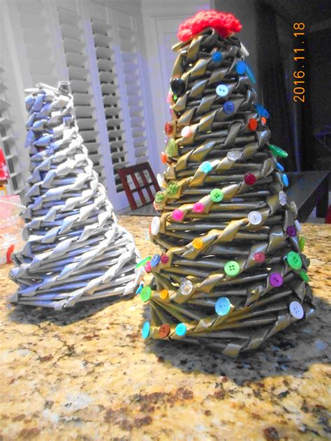 Rolled Newspaper Christmas Tree Seasonal Fun Christmas Diy