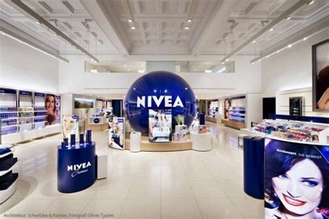 Ver 136 fotos e 17 dicas de 1171 clientes para nivea haus berlin. A perfect day in Berlin, Germany | Mrs O Around The World