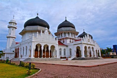 Wisata Religi Masjid Raya Baiturrahman Banda Aceh Aneka Wisata Nusantara