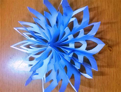 How To Make 3d Paper Snowflakes Paper Decoration Diy Snowflake