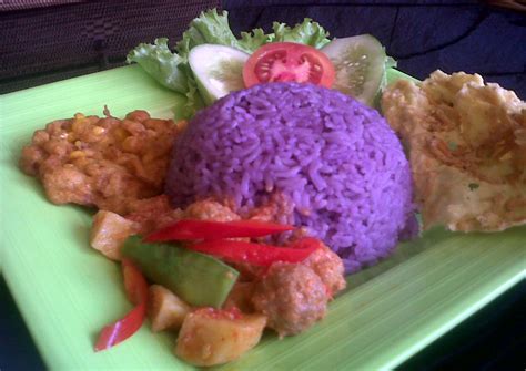 Cara Membuat Nasi Uduk Praktis dan Spesial yang Bisa Dibuat di Rumah