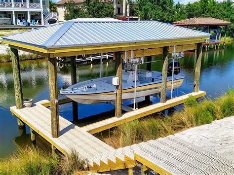 Boat House Lifts │ Imm Quality Boat Lifts