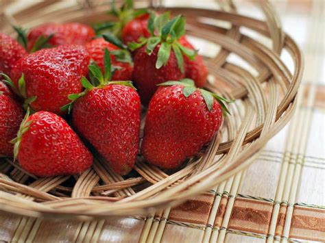 Strawberries For Weight Loss 5 Reasons Why You Should Eat Strawberries