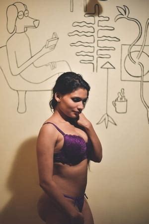 Indian Malayali Model Reshmi R Nair Mallu Cumslut Whore Nude