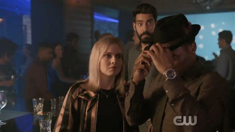 Izombie Dont Hate The Player Hate The Brain Screencaps Satiny