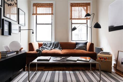 Pin By Emma On Home New York City Apartments Minimalist Living Room