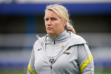 Chelsea Boss Emma Hayes Closing In On Return To Wsl Touchline After