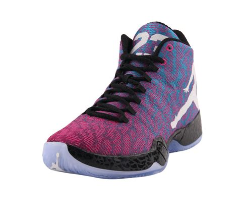 With air zoom units and an innovative tread pattern, this will help you make quick moves on the court. Russell Westbrook Shoes Air Jordan XX9 29 River Walk AJ29 ...