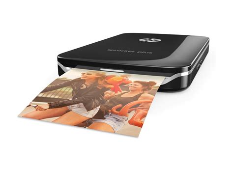 Digitale foto's worden steeds minder naar een fotograaf gebracht om af te drukken. HP Sprocket Plus fotoprinter - HP Store Nederland