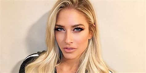Kelly Kelly Claps Back At Twitter User Claiming She Had Plastic