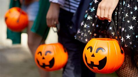 Tips For Safe Trick Or Treating