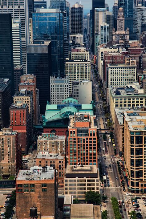 Aerial photo of downtown Chicago over State Street - JoeyBLS ...