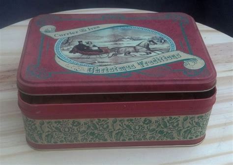 Collectible Currier And Ives Cookie Tin Christmas Traditions Decorated