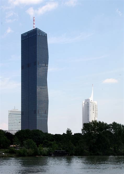 Dc Tower 1 In Wien Kaisermühlen Juni 2015 Architekturstartbilderde