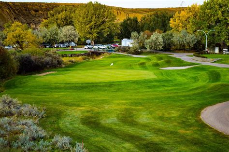 Our Story Cottonwood Coulee Golf Course