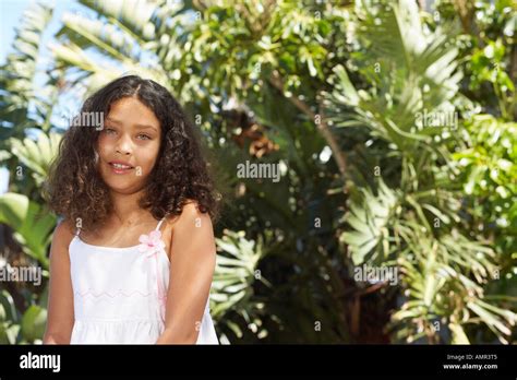12 Year Old Latina Girl Fotografías E Imágenes De Alta Resolución Alamy