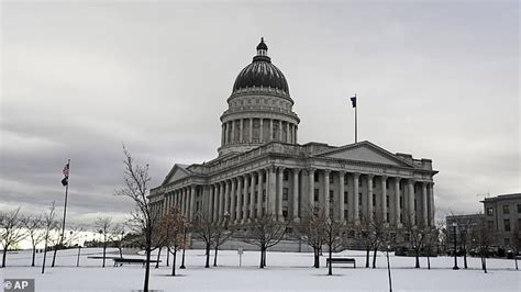 Utah Lawmakers Get Tough On Porn Ease Up On Polygamy Daily Mail Online