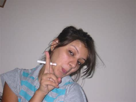 Paki Women Smoking Naked Porn Pictures