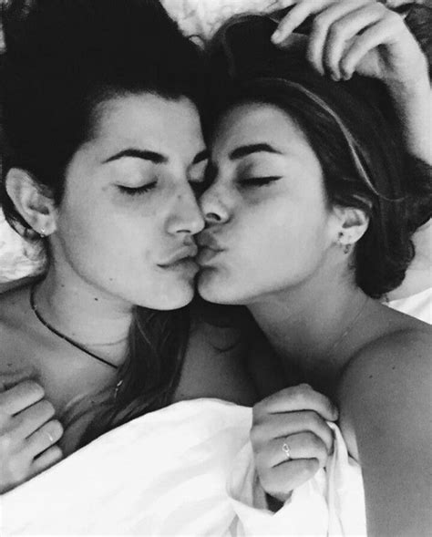 P I N T E R E S T Patriciaperusko Cute Lesbian Couples Lesbian Love