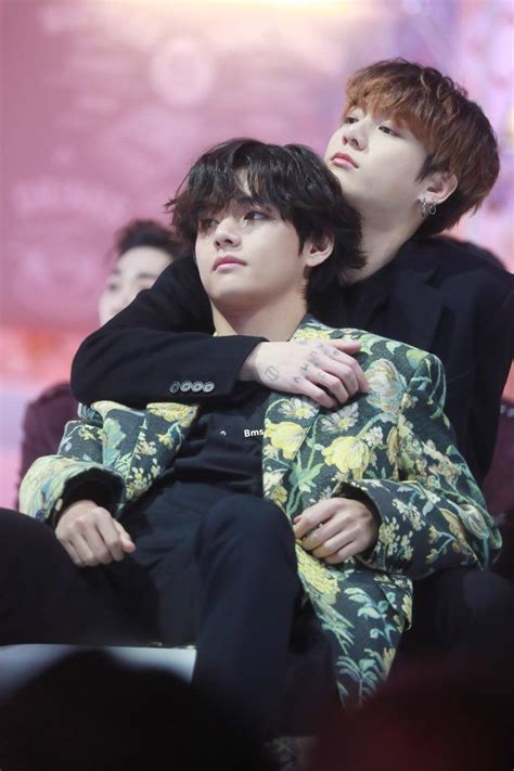 Why look at the images then you dumass. ByMySide_KookV on in 2020 | Foto bts, Taekook, Bts taehyung