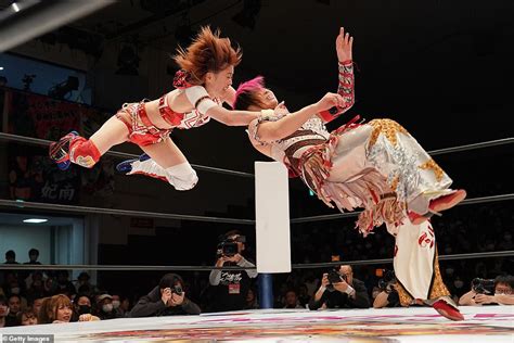 Ask Her Ref The Girls Of All Women Japanese Wrestling Company Show Off Their Moves In Tokyo