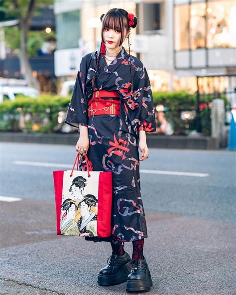 tokyo-fashion-18-year-old-japanese-student-kaede-@0626kerokero-on