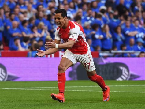 arsenal transfer news alexis sanchez says his arsenal future is in the hands of his agent