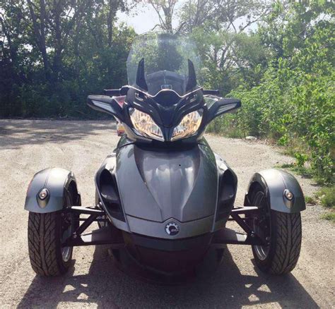 Buy 2013 Can Am Spyder St Sm5 Sport Touring On 2040 Motos