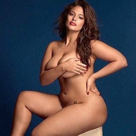 Ashley Graham Nude Plus Size Model Showed Massive Ass Free Nude Porn